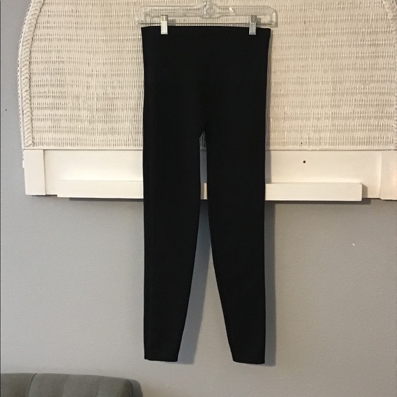 Spanx Women’s Shaping Leggings - Picture 5 of 7